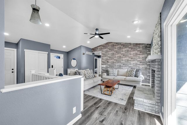 1920 N Wood Dr, Wichita, KS 67212