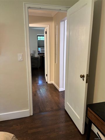 1183 California Road B-1, Eastchester, NY 10709