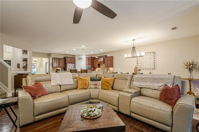 354 Ridgewood Trail, Canton, GA 30115