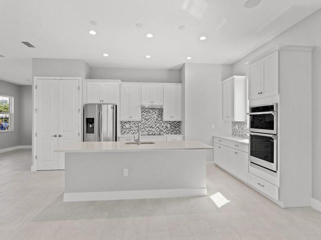 1891 E Cayman Road, Vero Beach, FL 32963