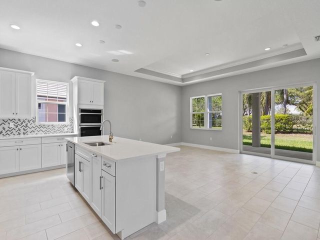1891 E Cayman Road, Vero Beach, FL 32963