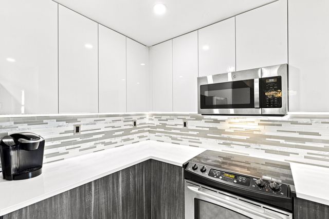 511 SE 5 Avenue 1208, Fort Lauderdale, FL 33301