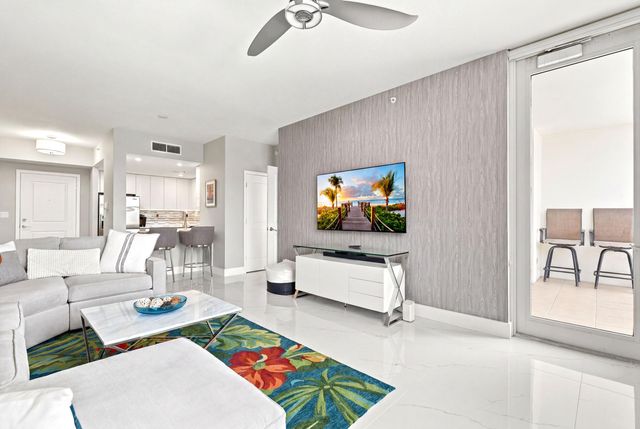 511 SE 5 Avenue 1208, Fort Lauderdale, FL 33301