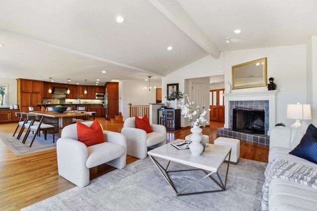 176 Exbourne Avenue, San Carlos, CA 94070