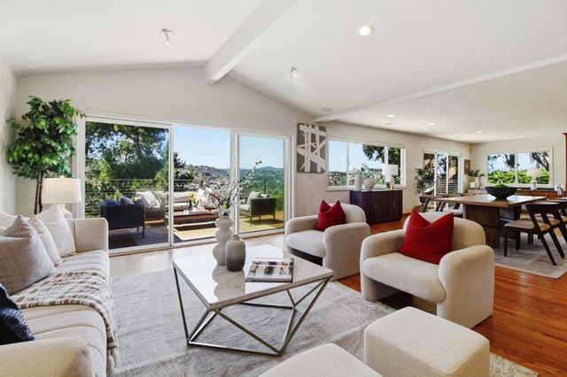 176 Exbourne Avenue, San Carlos, CA 94070