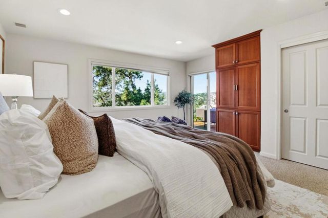 176 Exbourne Avenue, San Carlos, CA 94070