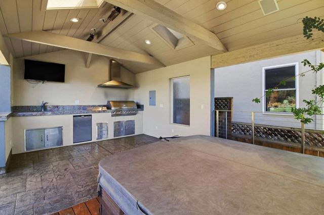 176 Exbourne Avenue, San Carlos, CA 94070