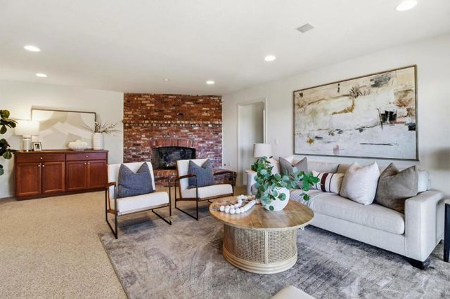 176 Exbourne Avenue, San Carlos, CA 94070