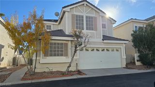 6675 Whistling Swan Way, Las Vegas, NV 89118