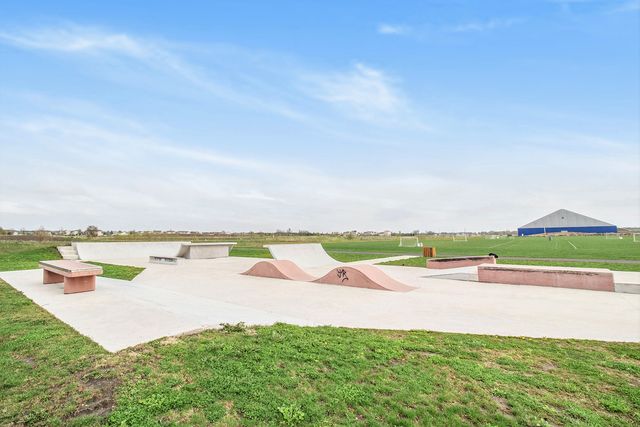 146 Bertram Drive G, Yorkville, IL 60560