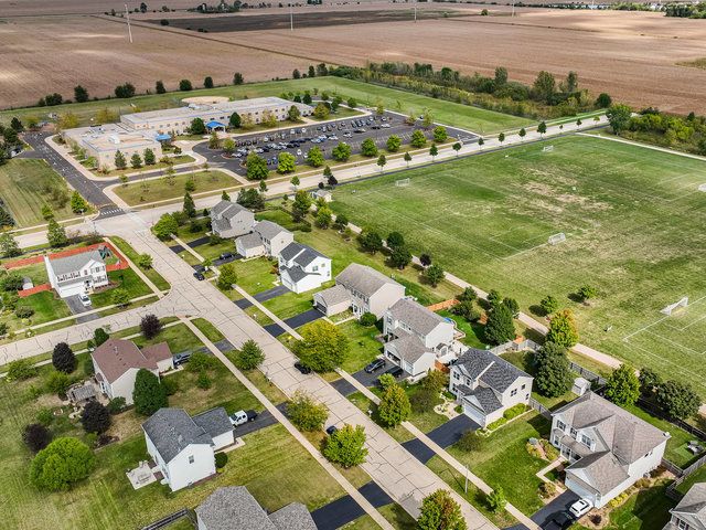 146 Bertram Drive G, Yorkville, IL 60560