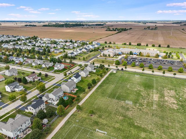 146 Bertram Drive G, Yorkville, IL 60560