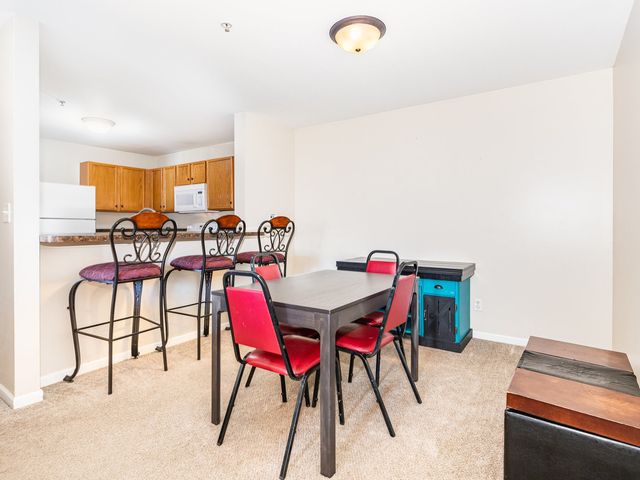 146 Bertram Drive G, Yorkville, IL 60560
