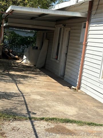 415 5th, Healdton, OK 73438