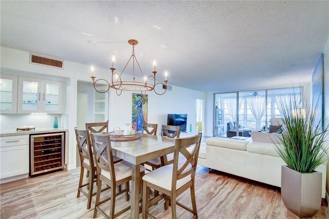 2661 S Course Dr 808, Pompano Beach, FL 33069
