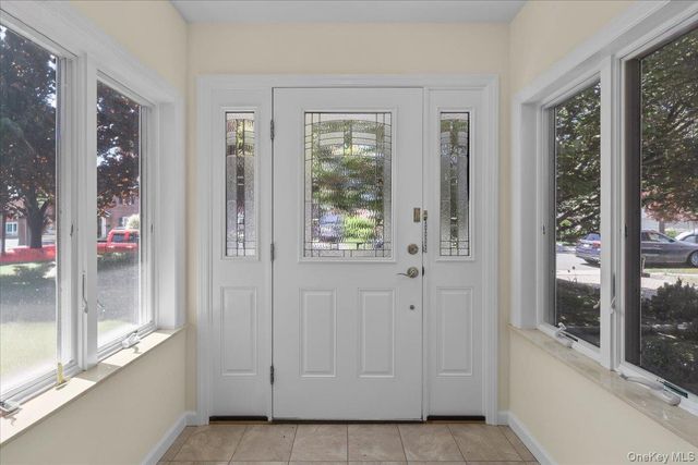 29 Teresa Avenue, Yonkers, NY 10704