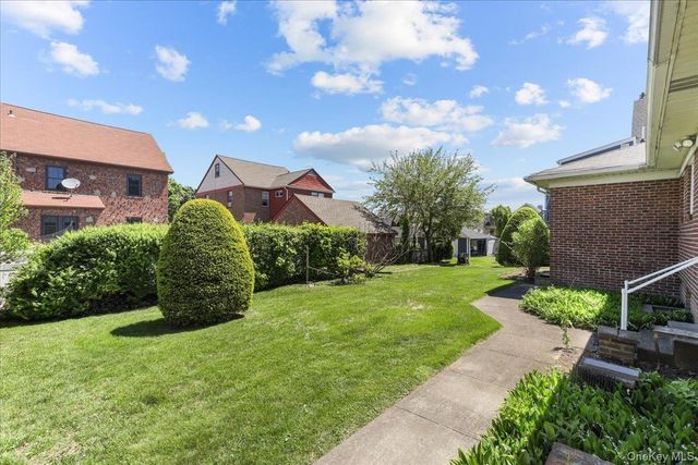 29 Teresa Avenue, Yonkers, NY 10704