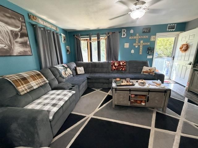1915 Glen Avenue, Beloit, WI 53511