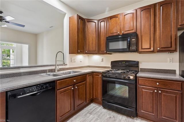 4304 Keaton LN, Williamsburg, VA 23188