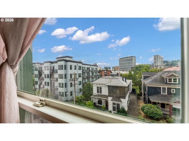 1631 Nw EVERETT St 404, Portland, OR 97209