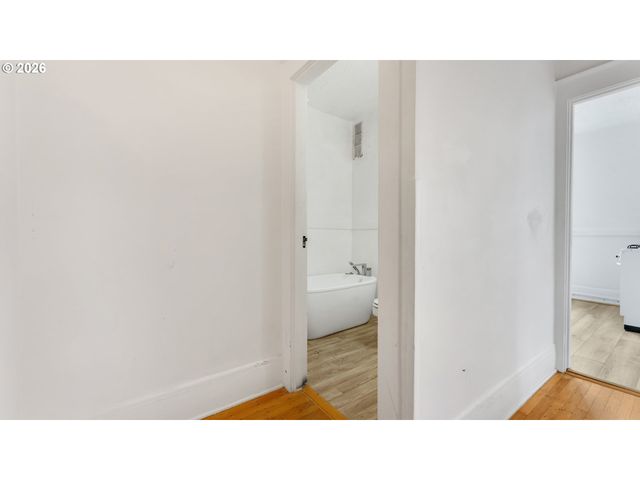 1631 Nw EVERETT St 404, Portland, OR 97209