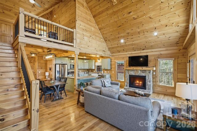 338 Lakeview Trail, Nebo, NC 28761