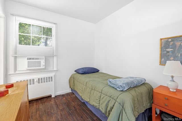 182 Pinewood Road 25, Hartsdale, NY 10530