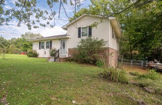 652 Old Florence Pulaski Rd, Leoma, TN 38468