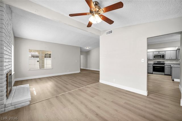 5272 Cartaro Drive, Las Vegas, NV 89103