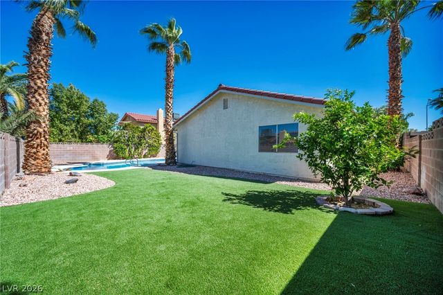 5272 Cartaro Drive, Las Vegas, NV 89103