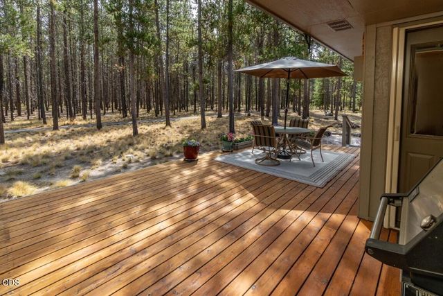 16921 Pony Express Way, Bend, OR 97707