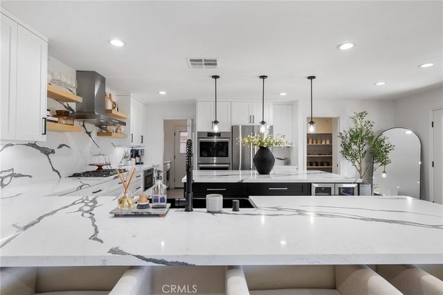 21174 Lone Star, Saugus, CA 91390