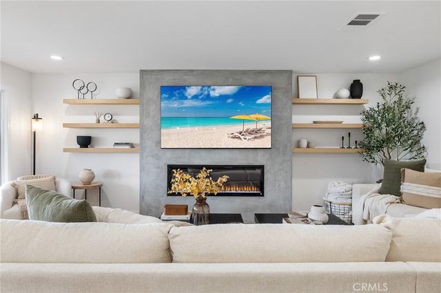 21174 Lone Star, Saugus, CA 91390