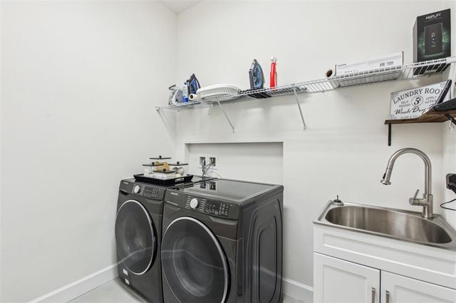3952 BONFIRE DRIVE, Odessa, FL 33556