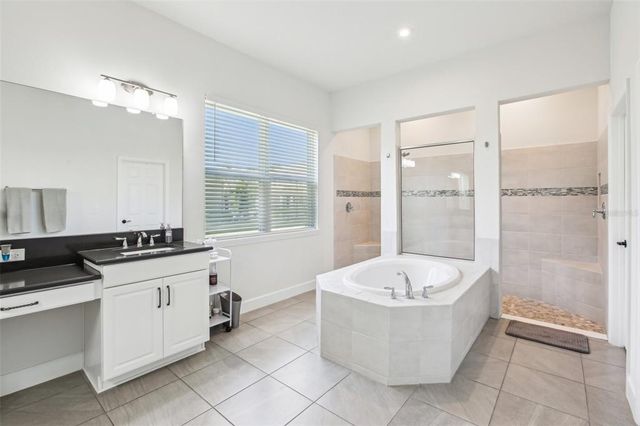 3952 BONFIRE DRIVE, Odessa, FL 33556