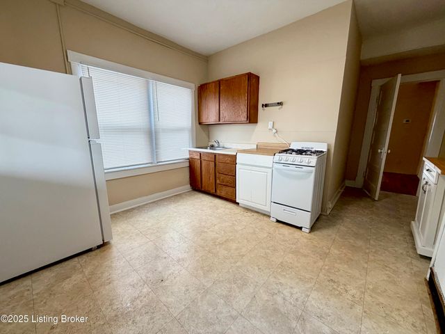 1907 Payne St 4, Louisville, KY 40206