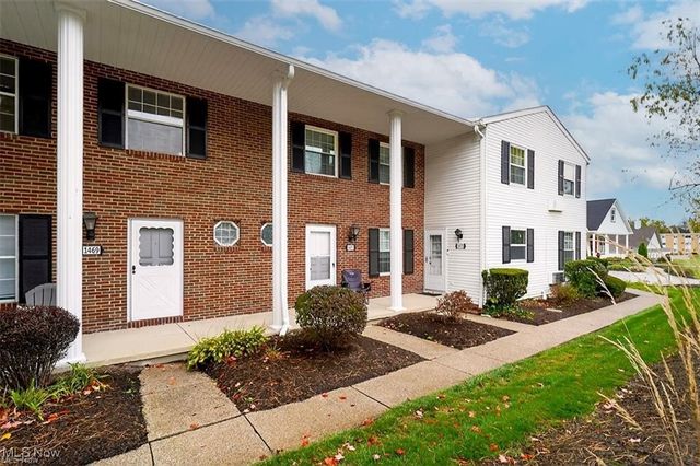 1473 Munroe Falls Avenue, Cuyahoga Falls, OH 44221