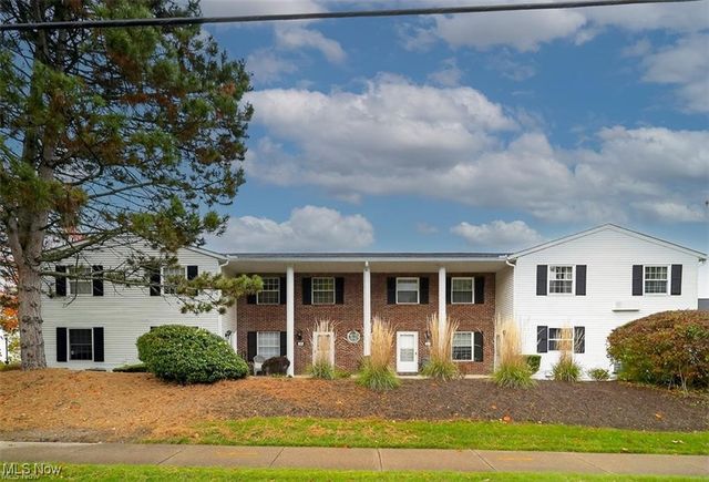 1473 Munroe Falls Avenue, Cuyahoga Falls, OH 44221