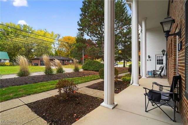 1473 Munroe Falls Avenue, Cuyahoga Falls, OH 44221