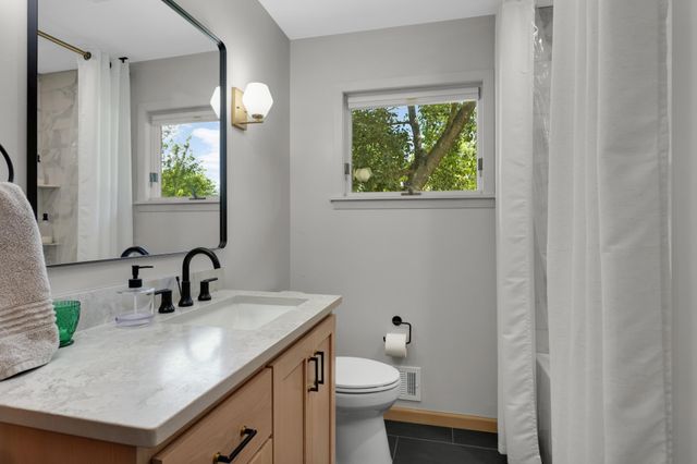 1110 William Street N, Stillwater, MN 55082