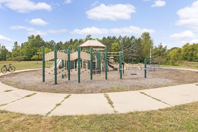 1110 William Street N, Stillwater, MN 55082
