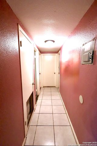 335 Yolanda, San Antonio, TX 78228