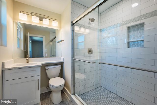 3651 HIGHWOOD DR SE, Washington, DC 20020