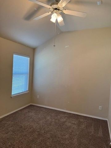 2217 SE 7th Street, Moore, OK 73160