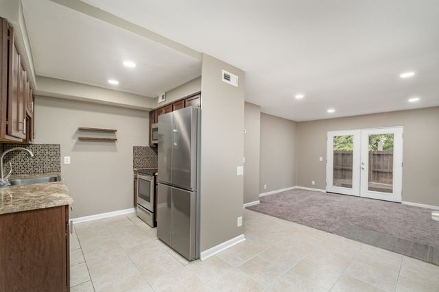 500 Paragon Mills Rd Apt N1, Nashville, TN 37211