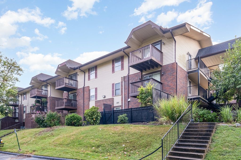 500 Paragon Mills Rd Apt N1, Nashville, TN 37211