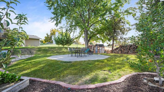 1547 Tieton Ct, Richland, WA 99352