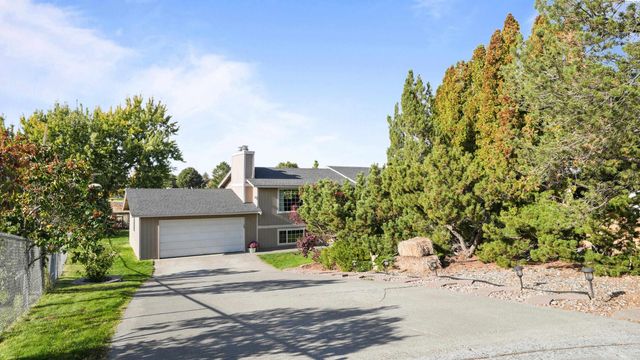 1547 Tieton Ct, Richland, WA 99352