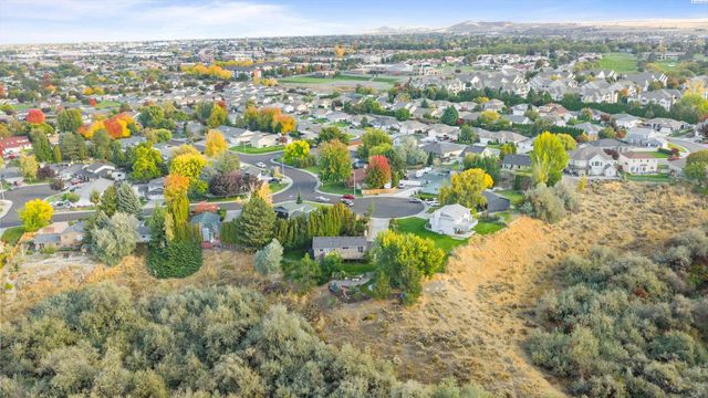 1547 Tieton Ct, Richland, WA 99352