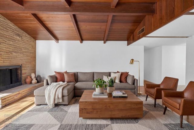 7511 Oakcreek Dr, Stockton, CA 95207